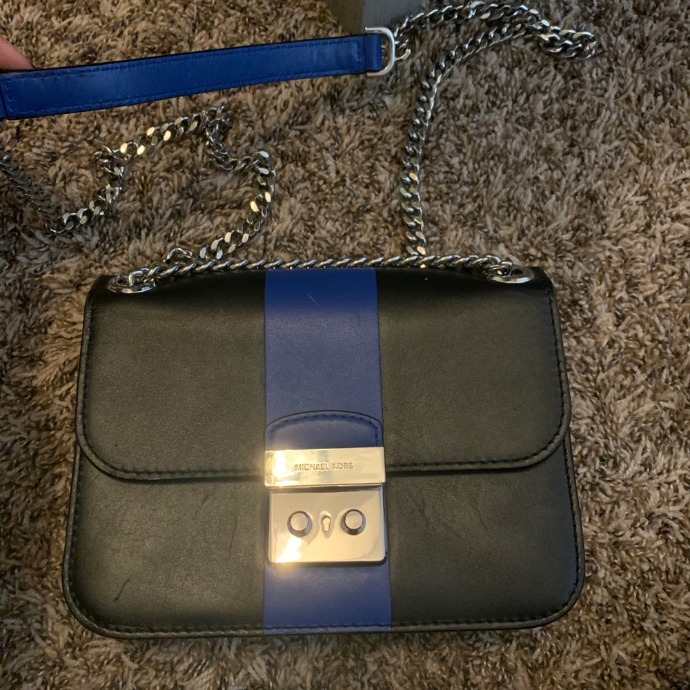 Michael kors crossbody